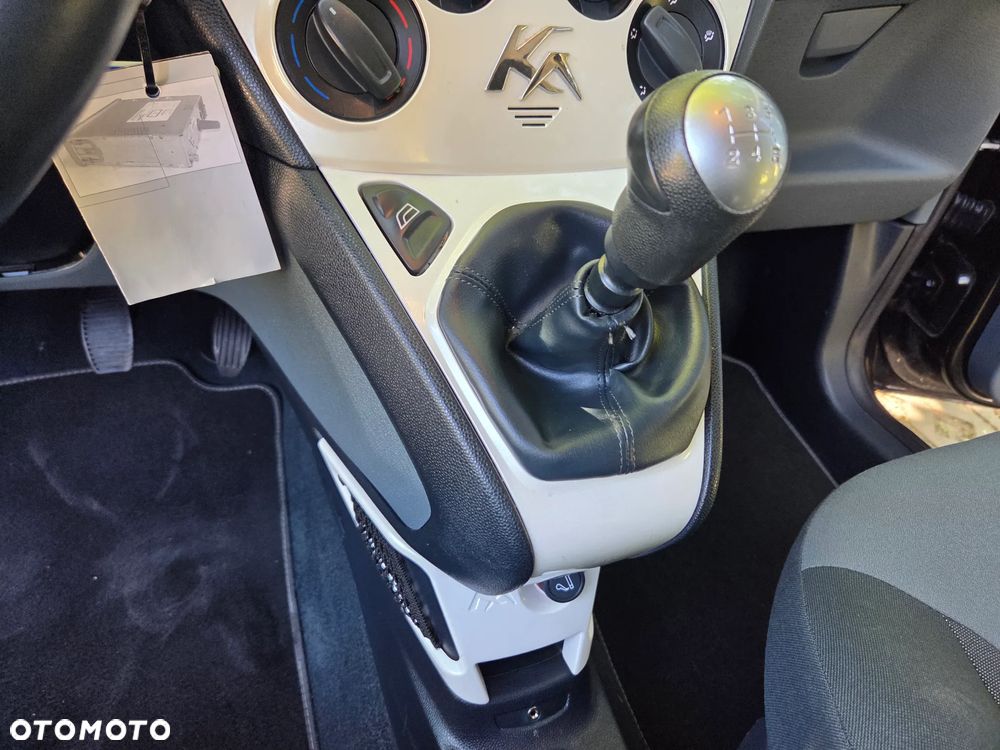 Ford KA 1.2 Ambiente - 27