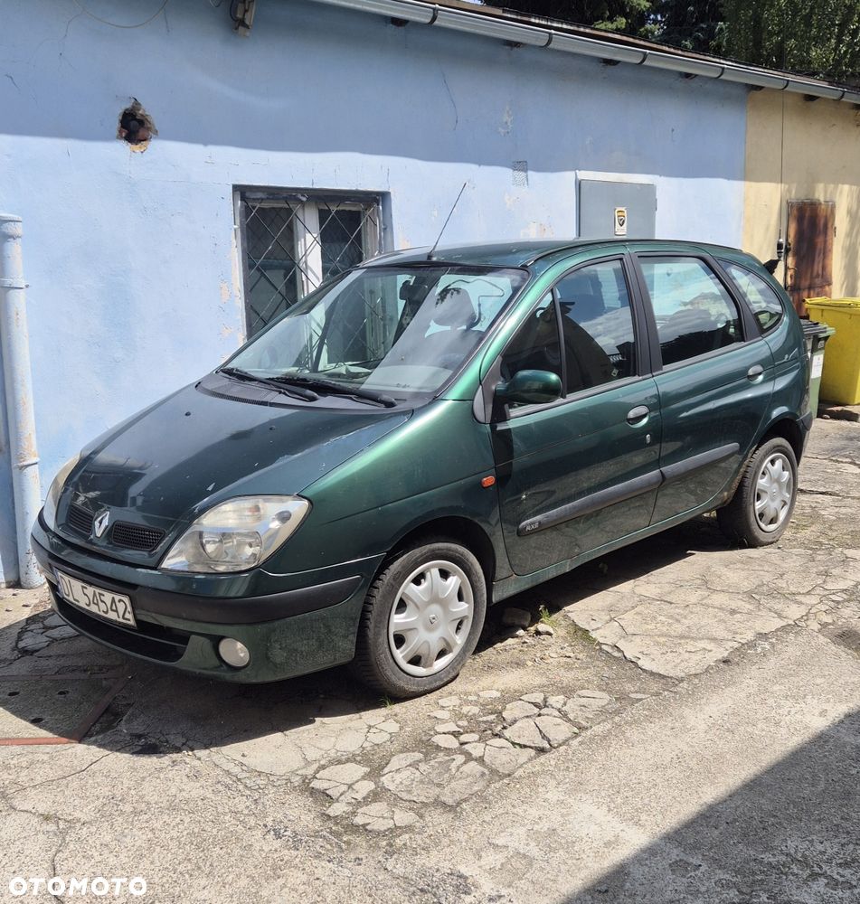 Renault Scenic - 1
