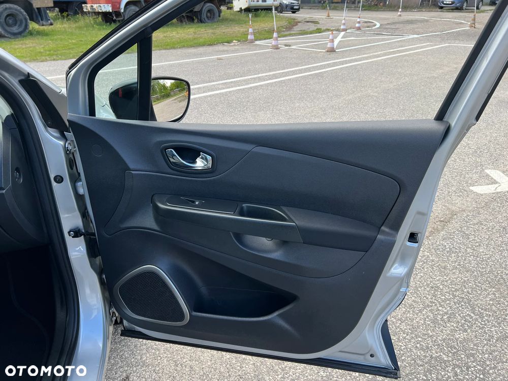 Renault Captur ENERGY TCe 120 LIMITED - 24