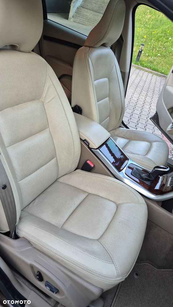 Volvo XC 70 D4 AWD Summum EU6 - 23