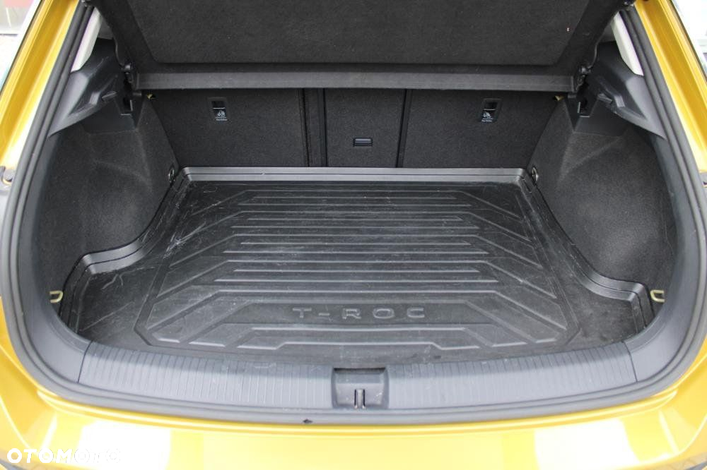 Volkswagen T-Roc - 14