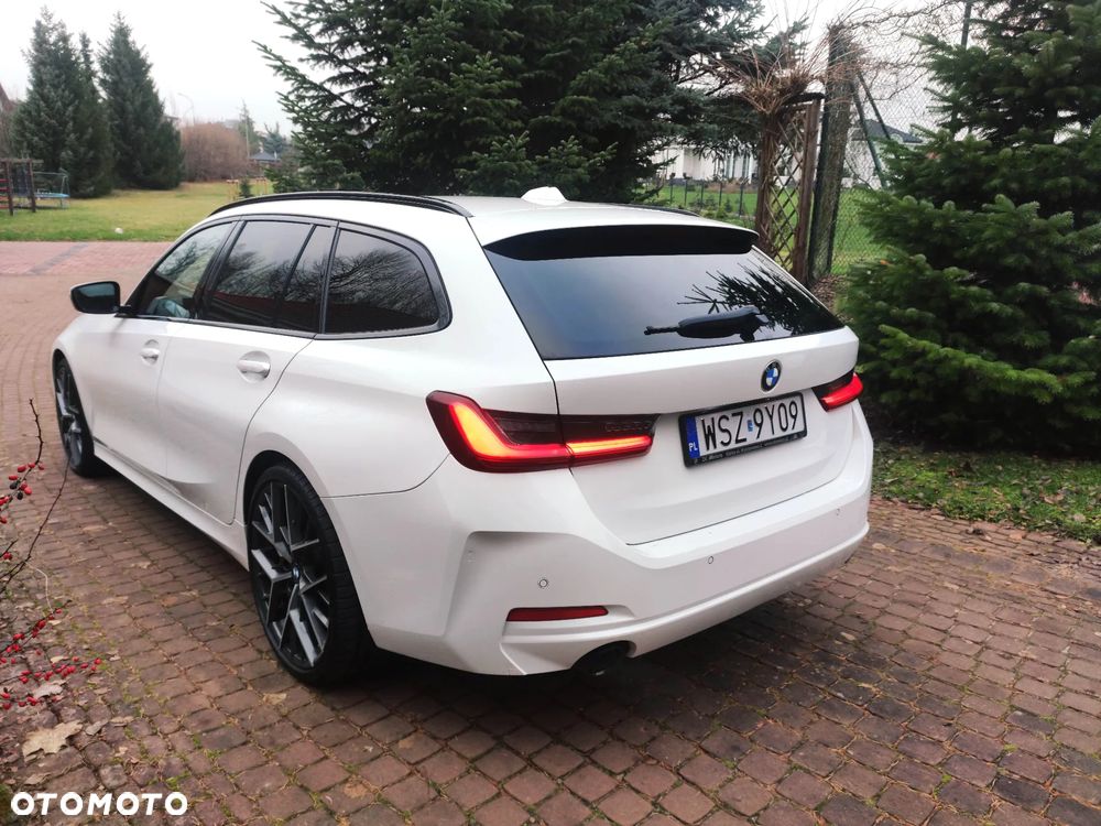 BMW Seria 3 318d Sport Line - 30