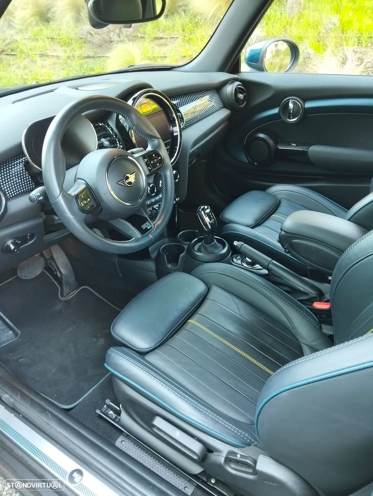 MINI Cabrio Cooper Sidewalk Special Edition Auto - 11