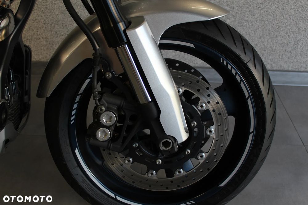 Yamaha MT - 19