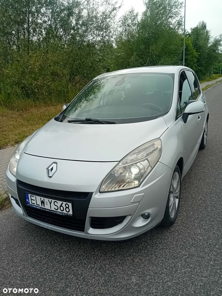 Renault Scenic 1.9 dCi Privilege - 1