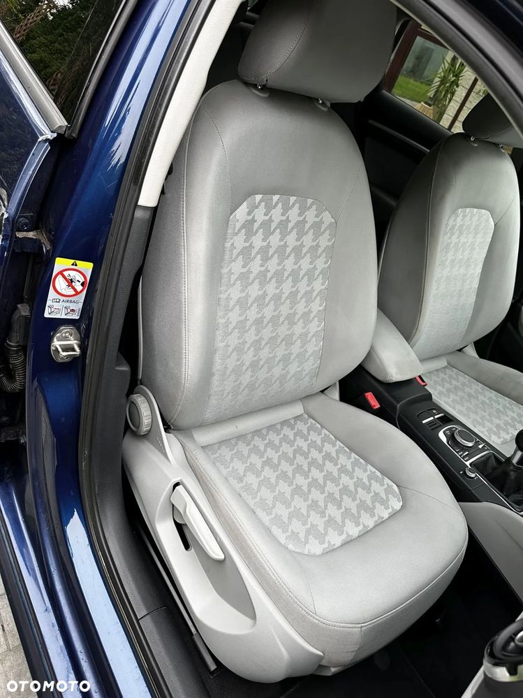 Audi A3 Sportback 1.6 TDI (clean diesel) S line Sportpaket - 29