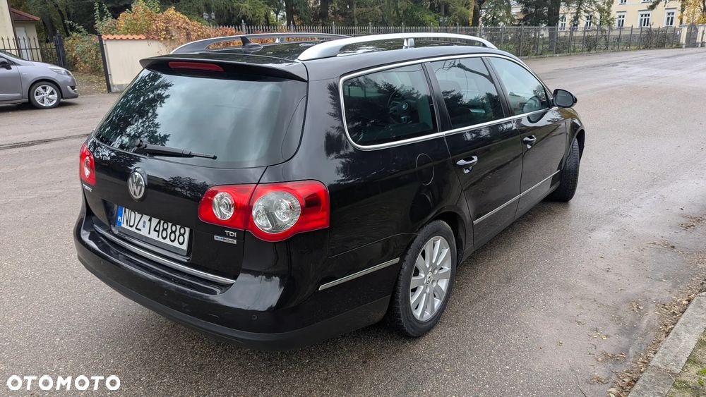 Volkswagen Passat 1.6 TDI DPF BlueMot Comfortline - 3