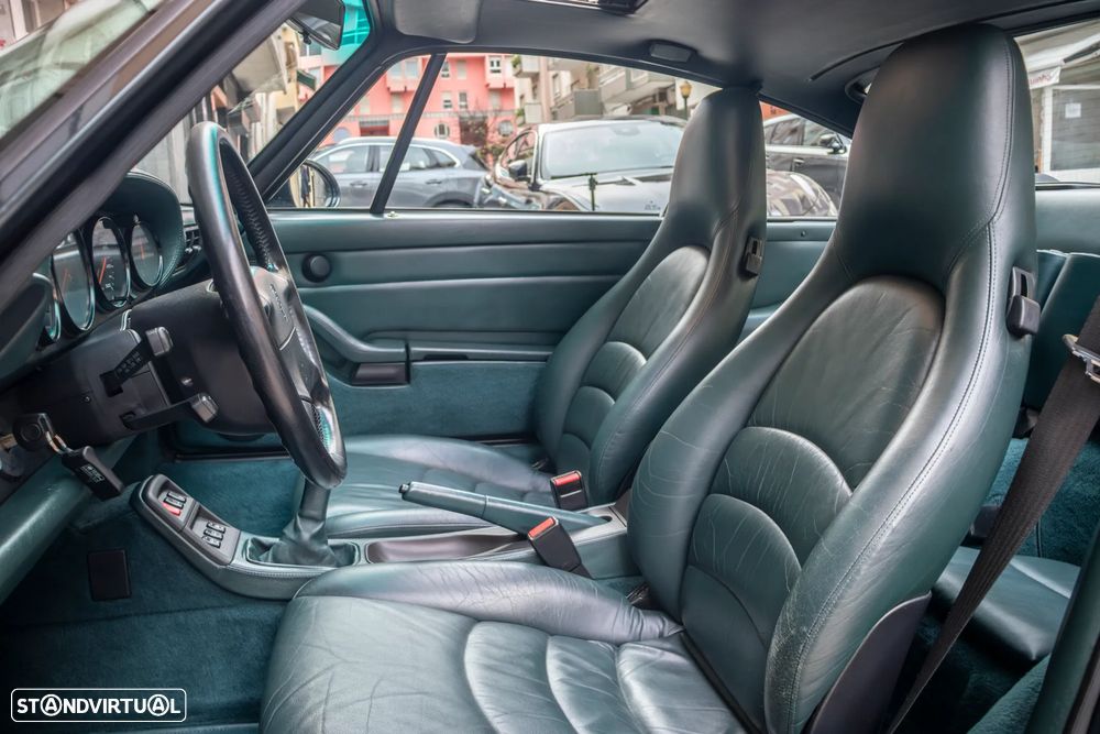 Porsche 911 (993) Coupé 3.6 Carrera 4 - 7
