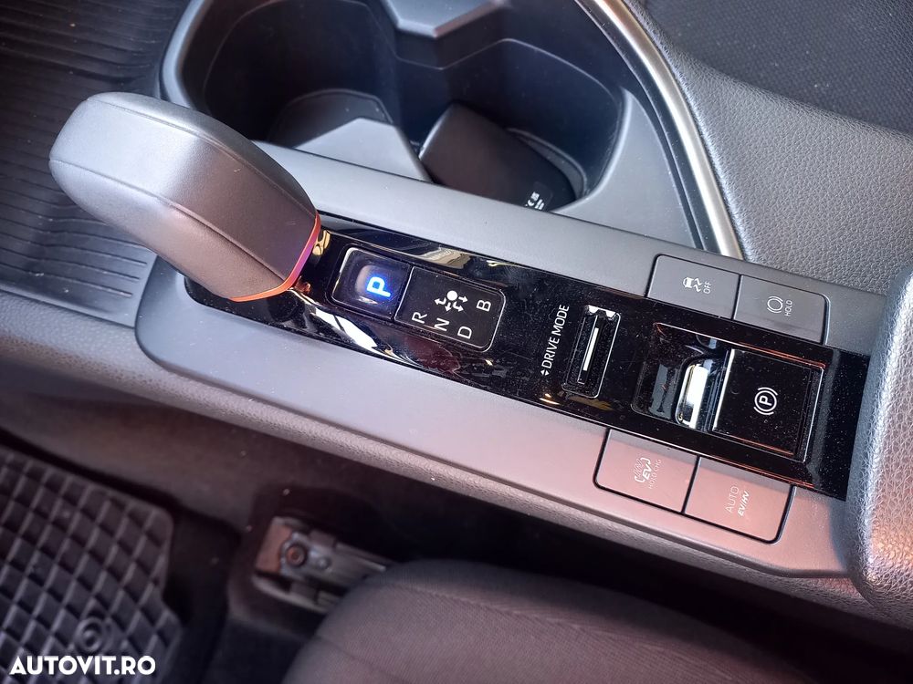 Toyota C-HR 2.0 PHEV 223 CP 4x2 CVT Dynamic - 20