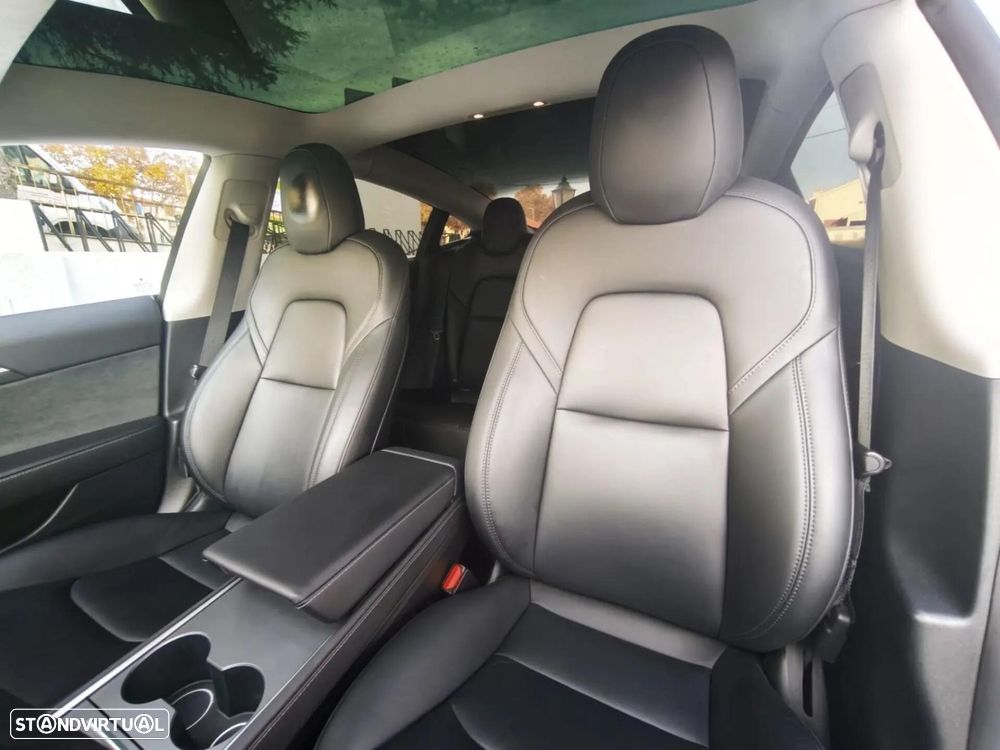 Tesla Model 3 Standard Range Plus RWD - 11