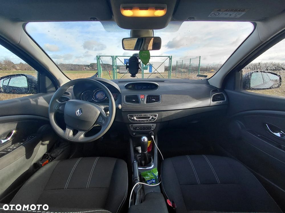 Renault Fluence 1.6 16V Limited - 9