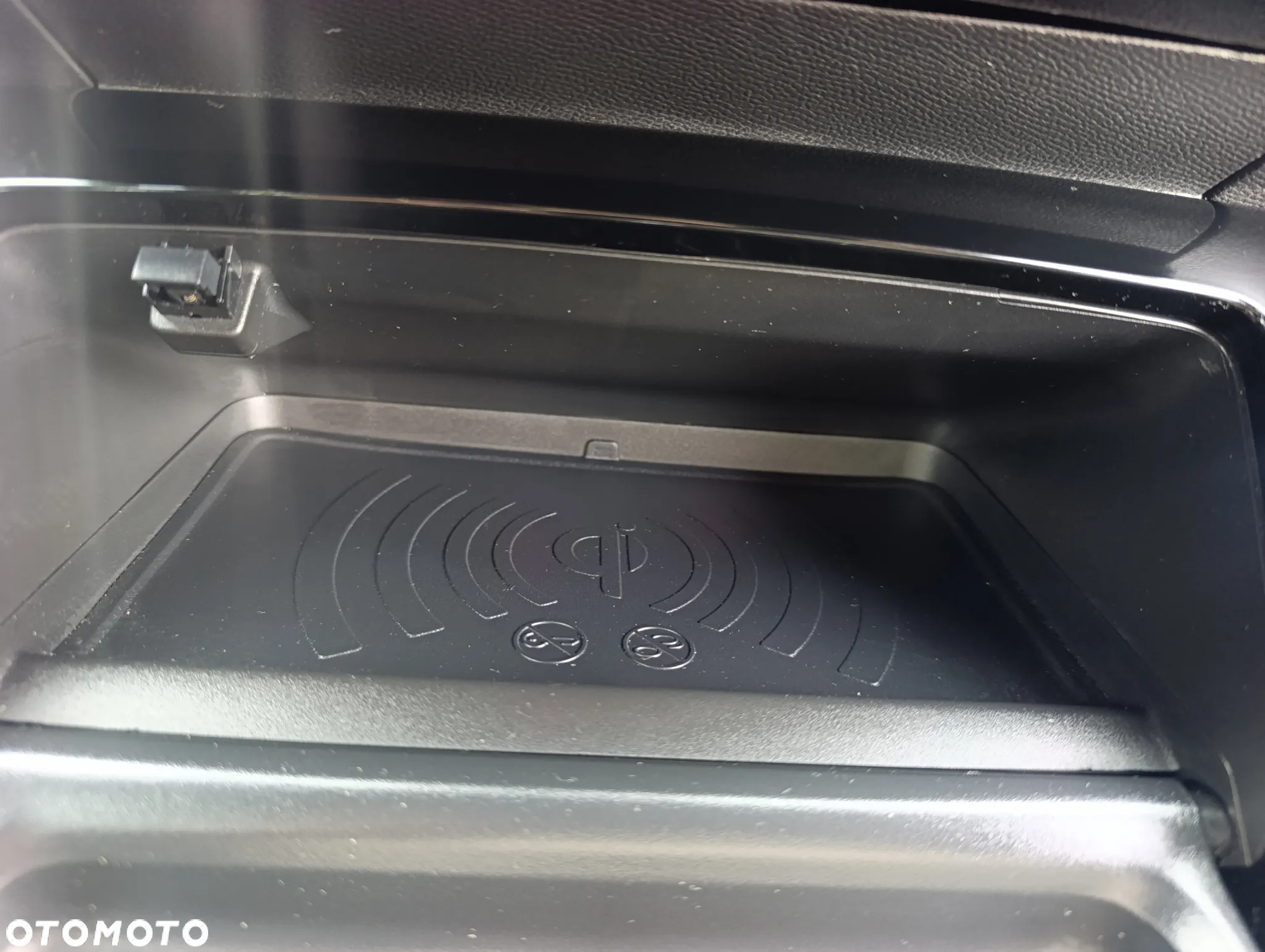 Peugeot 2008 PureTech 155 EAT8 GT Pack - 15