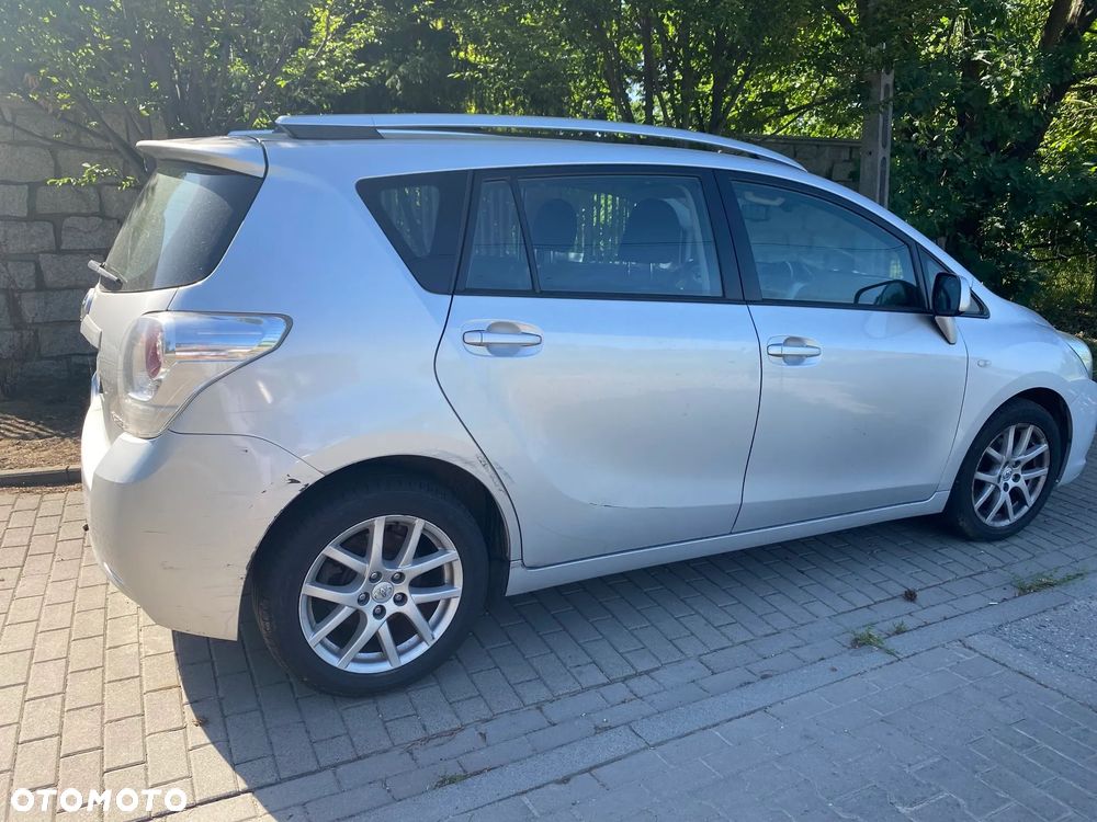 Toyota Verso 1.8 Sol plus NAVI 7os MS - 3