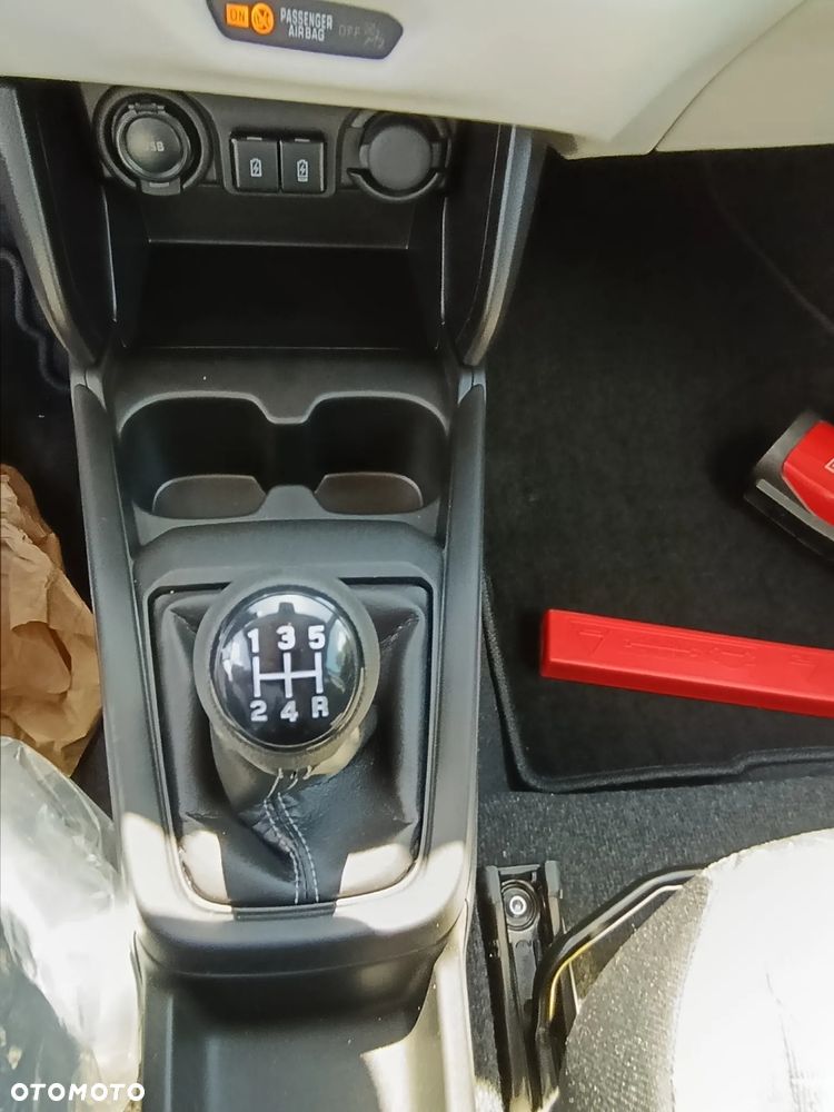 Suzuki Swift 1.2 Dualjet SHVS Premium Plus - 11