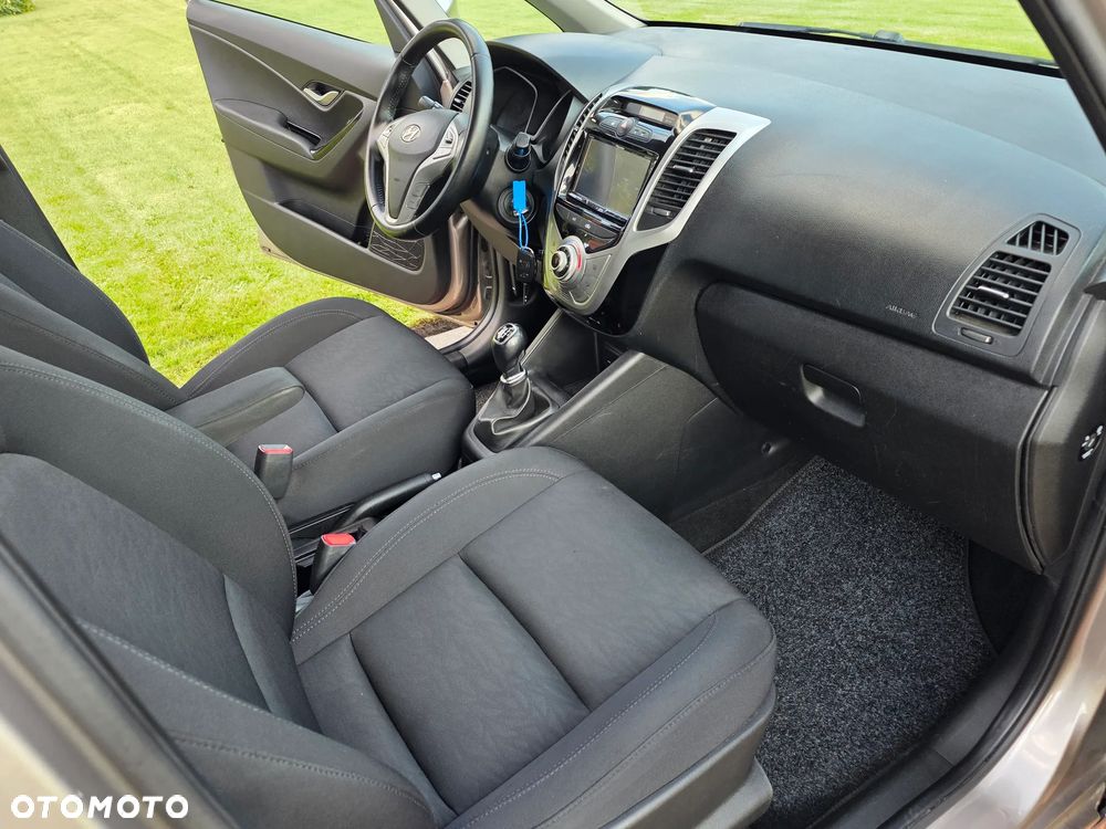 Hyundai ix20 1.4 BlueDrive Comfort - 14