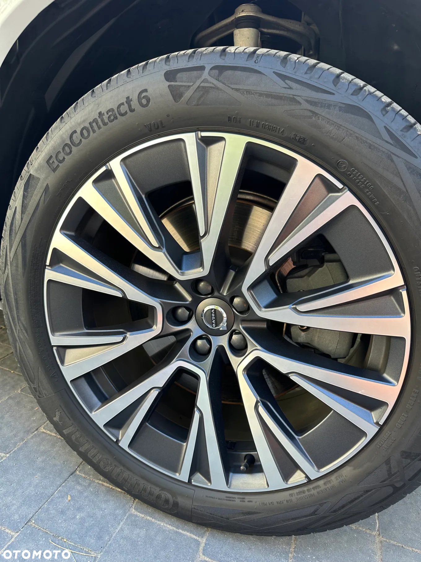 Volvo XC 90 - 9