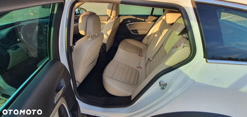 Opel Insignia 2.0 CDTI 4x4 Country Tourer - 12