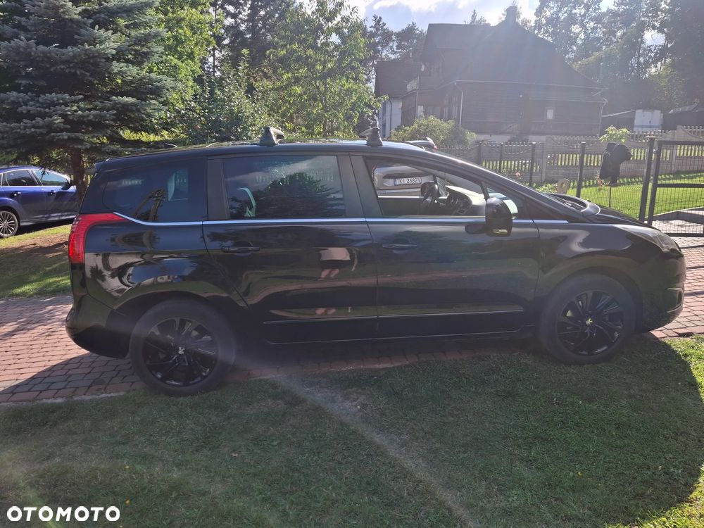 Peugeot 5008 HDI 115 Allure - 4