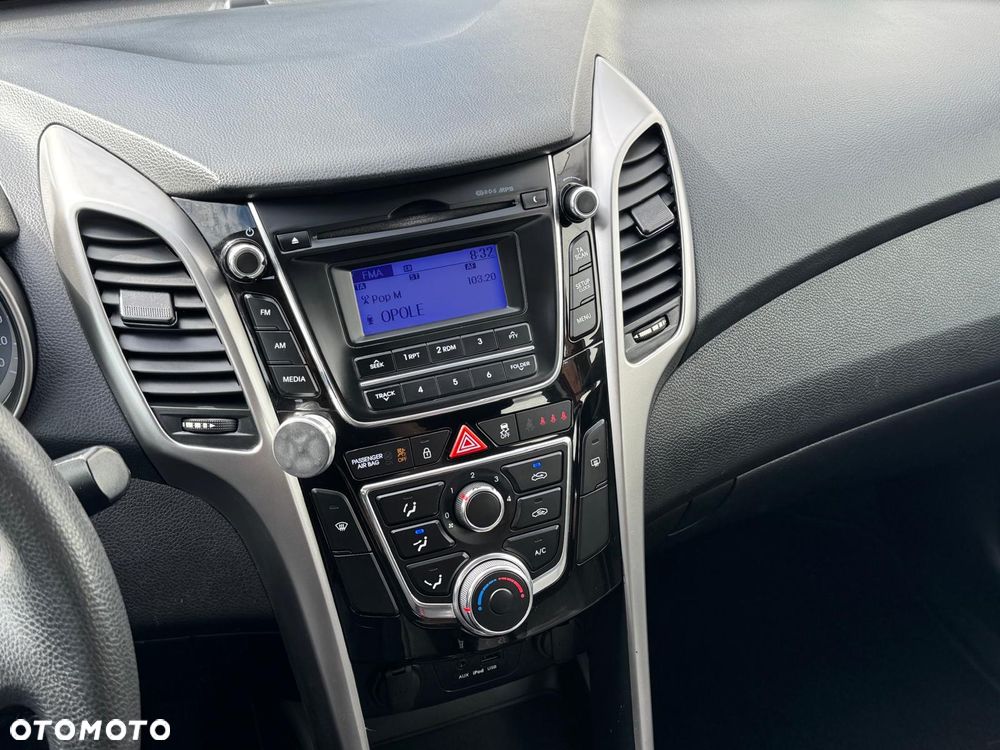 Hyundai i30 1.4 Comfort - 10