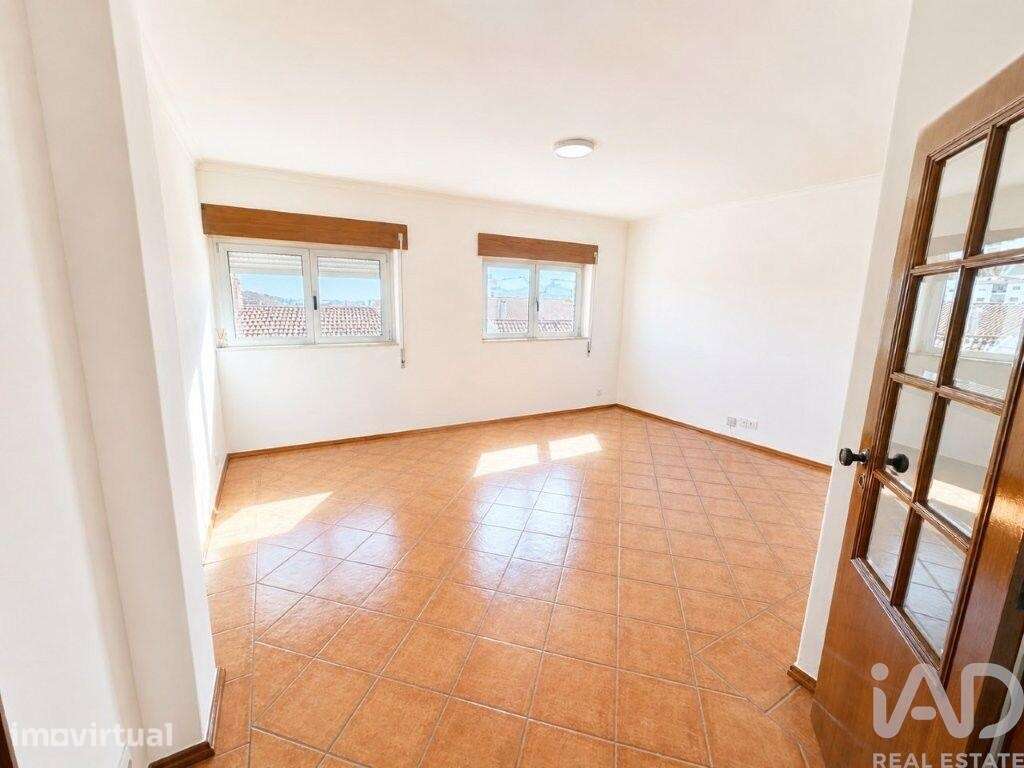 Apartamento T3 em Leiria, Pousos, Barreira e Cortes de 98,5 m2 - Grande imagem: 4/17