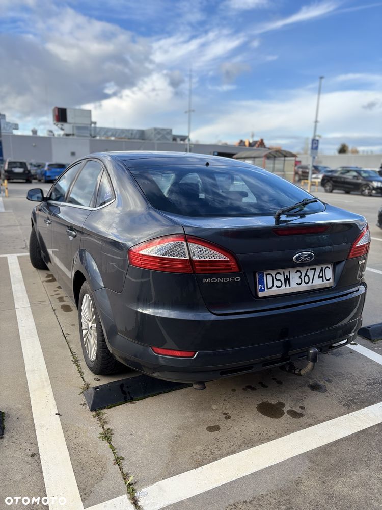 Ford Mondeo - 8