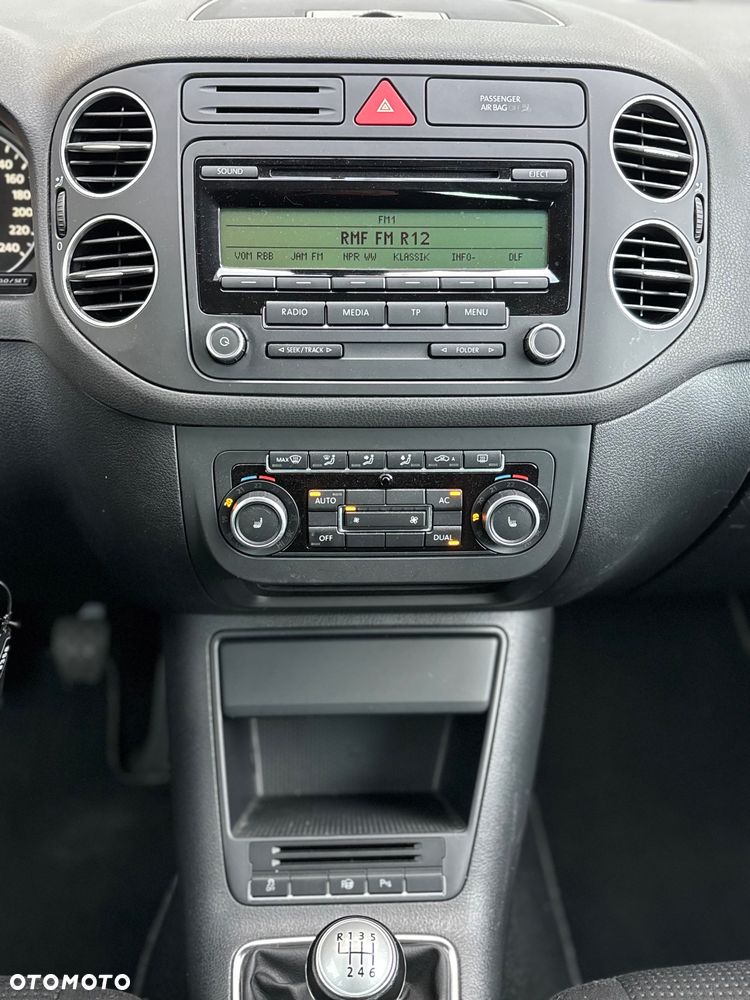 Volkswagen Golf Plus 2.0 TDI DPF Highline - 32