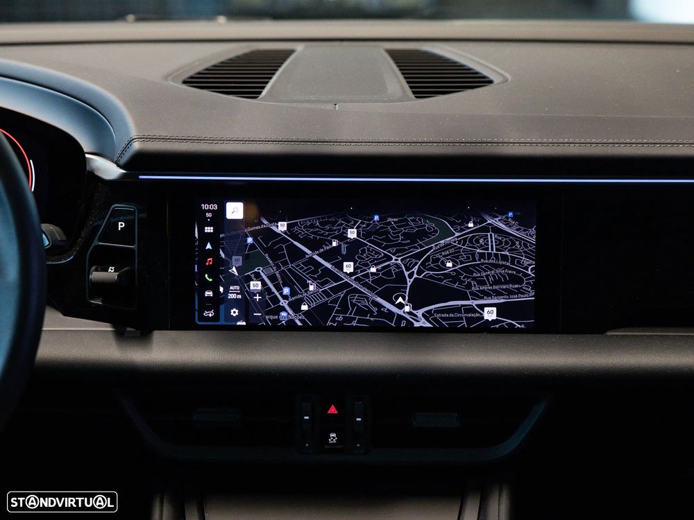 Porsche Macan Electric - 25