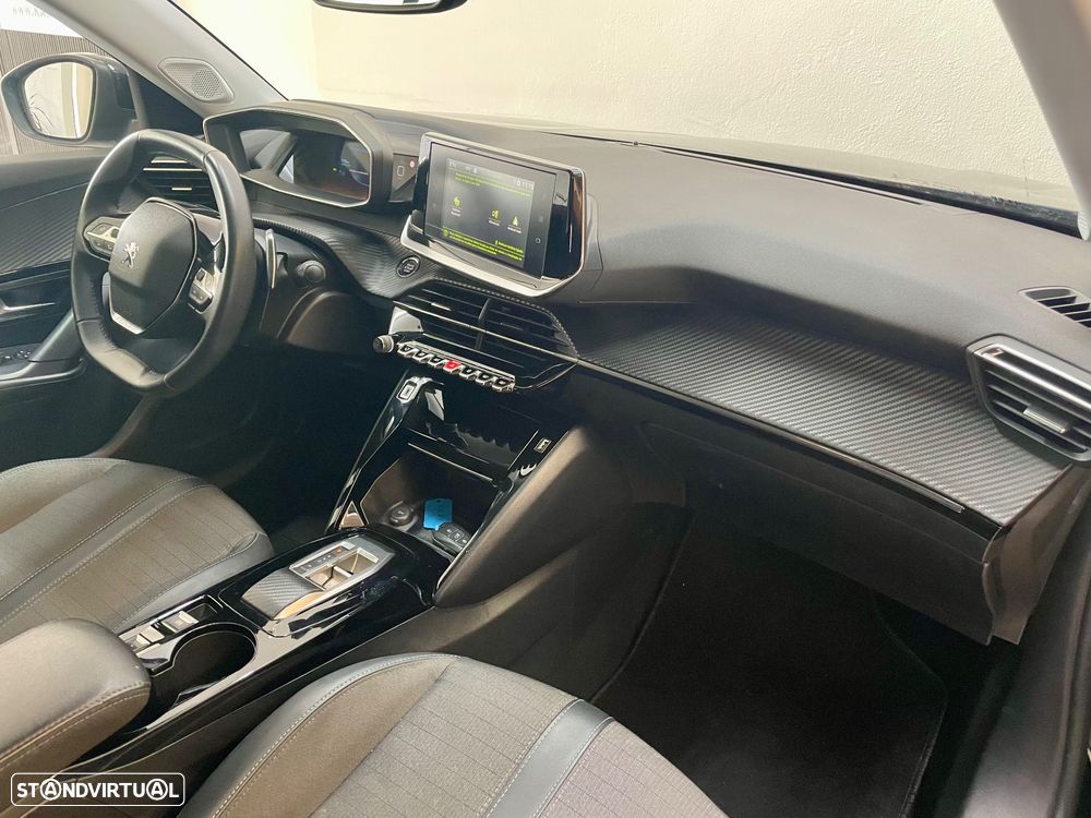 Peugeot 2008 PureTech 130 EAT8 Allure Pack - 30