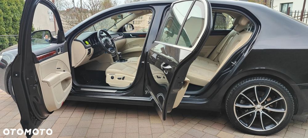 Skoda Superb 3.6 FSI 4x4 Elegance DSG - 8