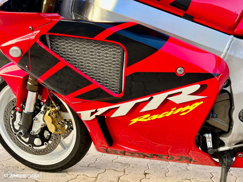 Honda VTR SP1 - 13