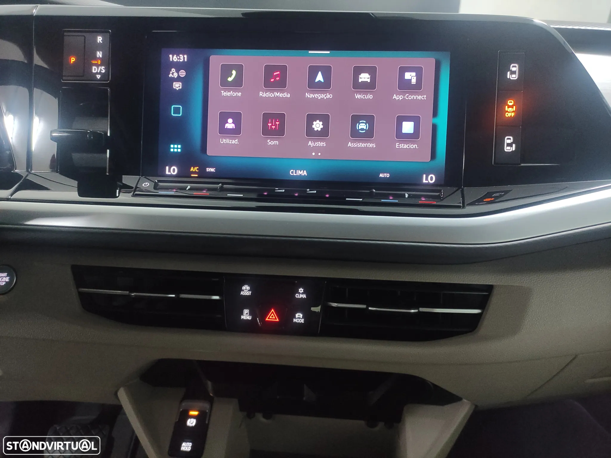 VW Multivan 1.5 TSI e-Hybrid Style DSG - 13