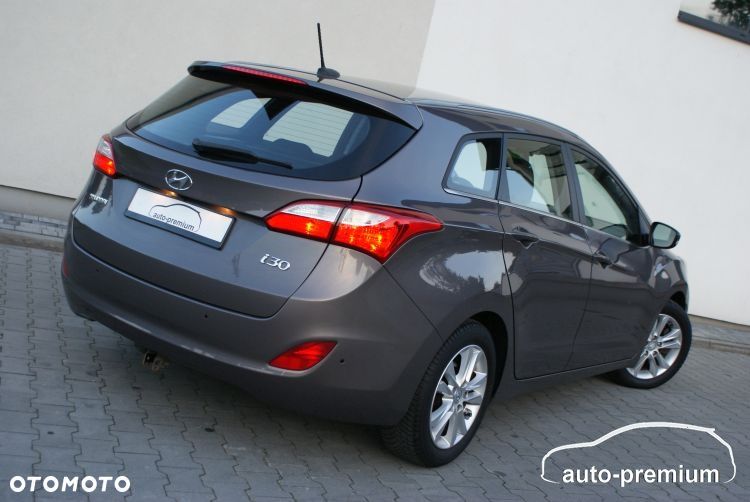 Hyundai i30 1.6 Trend - 37