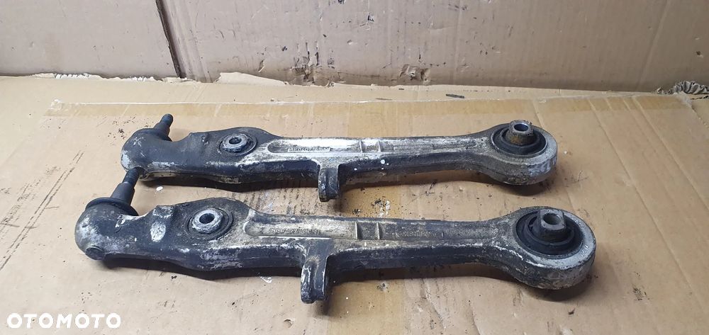 Wahacz prawy lewy przód przedni Audi A4 B7 8E0407155N - 2