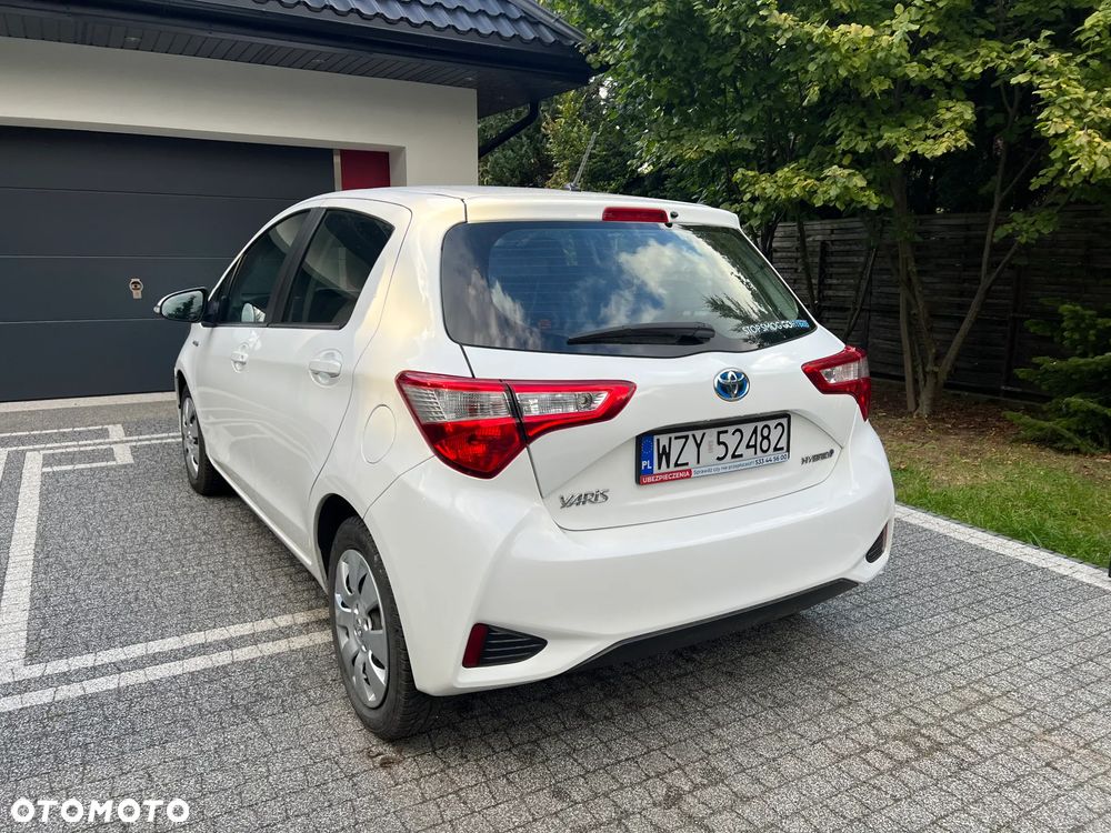 Toyota Yaris - 10