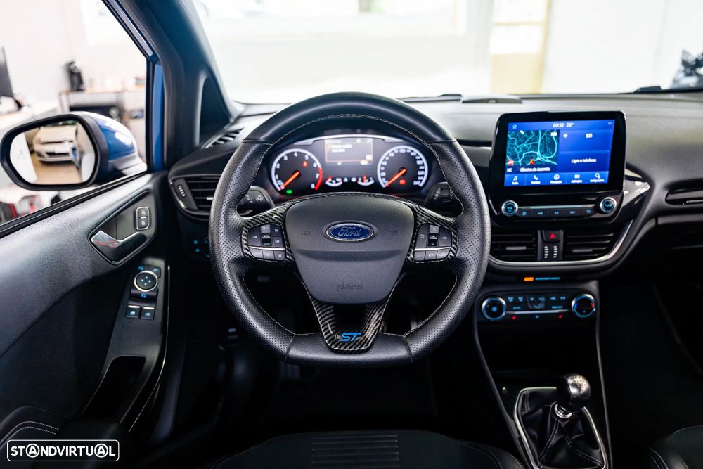 Ford Fiesta 1.5 EcoBoost S&S ST X - 32