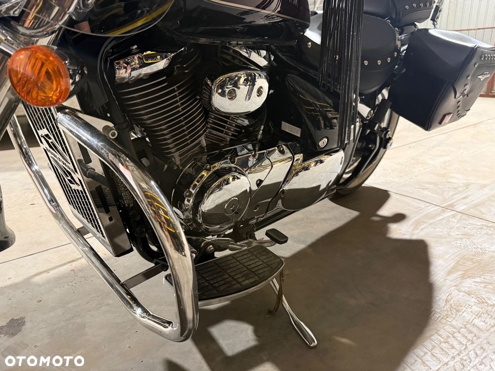 Suzuki Boulevard - 10