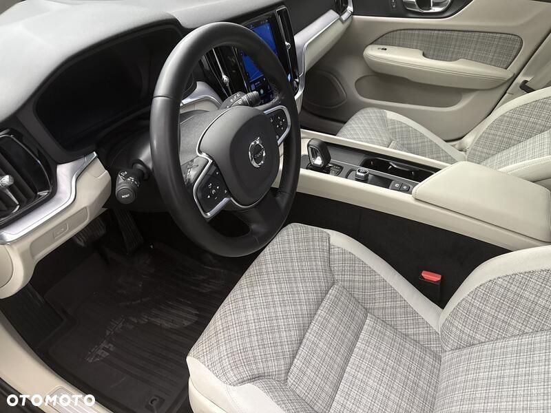Volvo V60 - 10