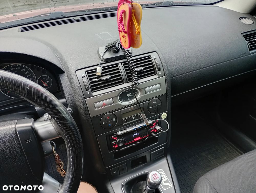 Ford Mondeo 2.0 TDCi Trend - 15