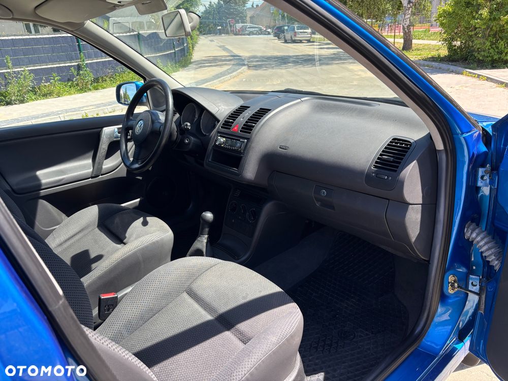 Volkswagen Polo 1.4 Basis - 24