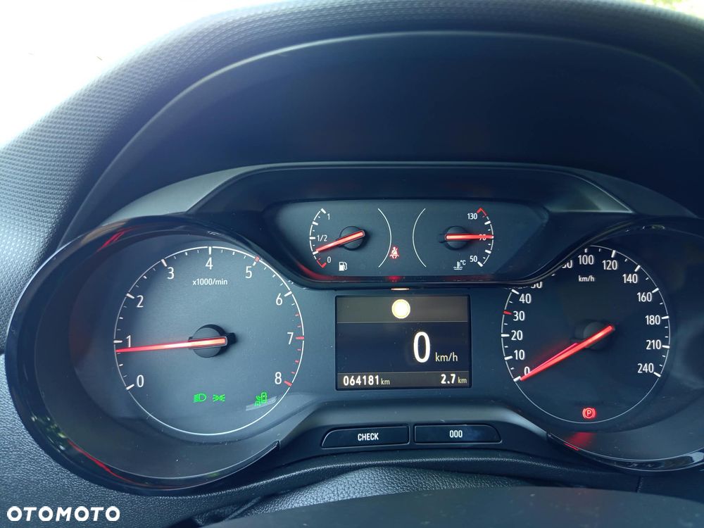 Opel Crossland X - 27