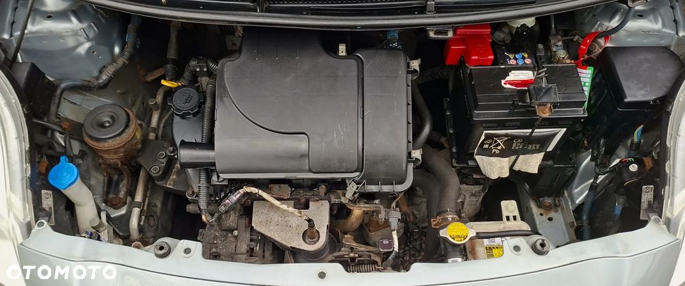 Toyota Yaris 1.0 VVT-i Luna - 13