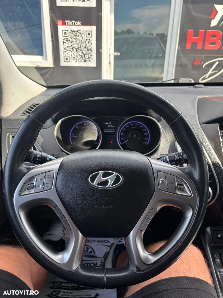 Hyundai ix35 2.0 CRDI High 4WD GLS Aut. Premium - 14