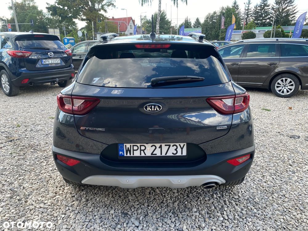 Kia Stonic 1.6 CRDi Vision - 6