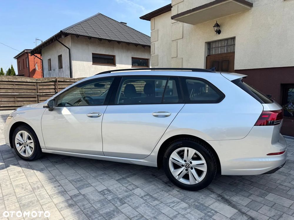 Volkswagen Golf VIII 1.5 TSI EVO Life - 4