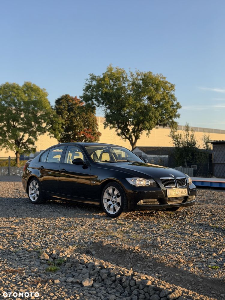 BMW Seria 3 - 1