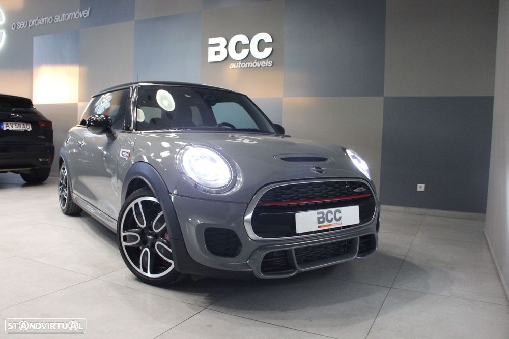 MINI 3 Portas John Cooper Works Auto Desportiva - 16