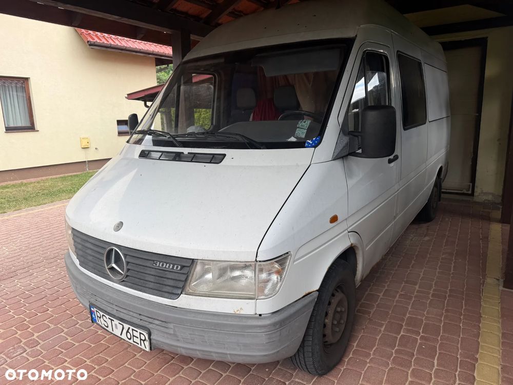 Mercedes-Benz sprinter - 4