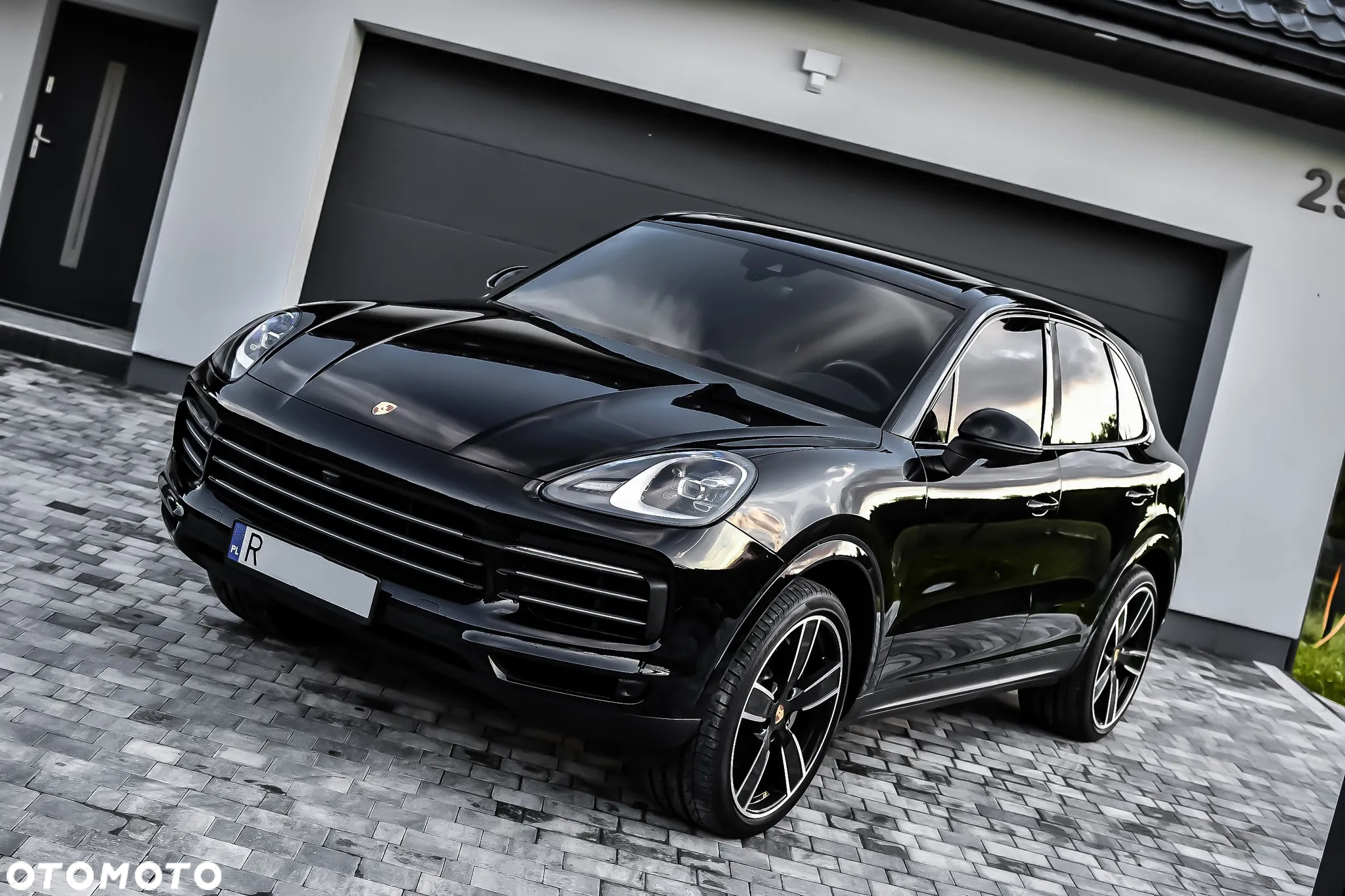 Porsche Cayenne S - 2