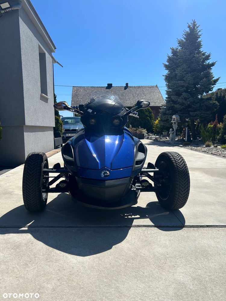 Can-Am Spyder - 5