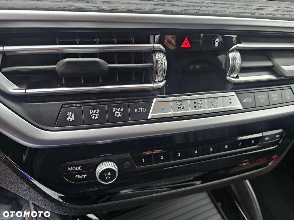BMW X4 M - 25